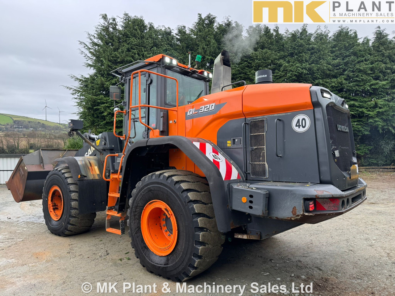 DOOSAN DL320-7 - اللودر بعجل: صور 2 DOOSAN DL320-7 - اللودر بعجل: صور 2