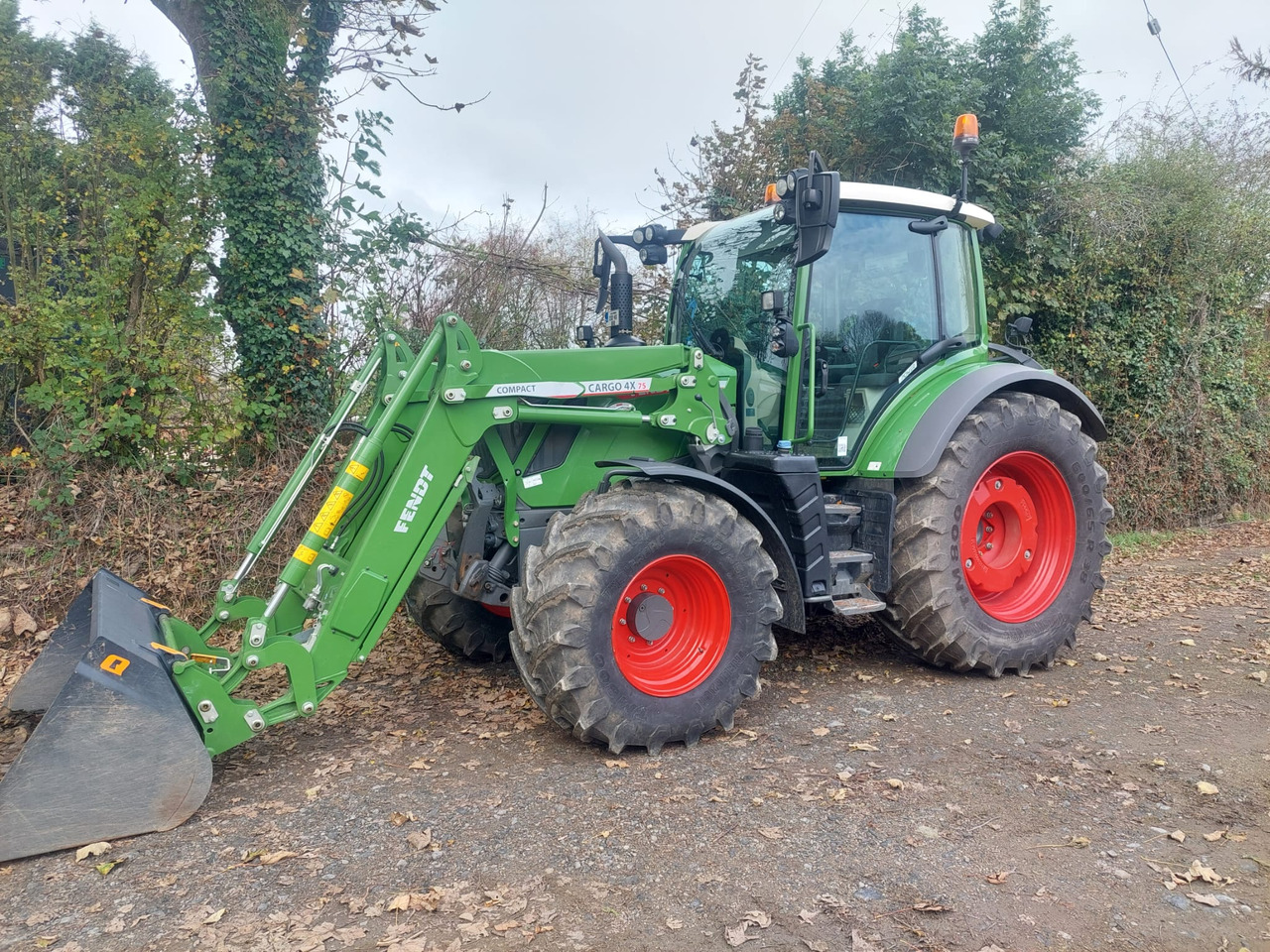 جرار FENDT 312 VARIO: صور 9