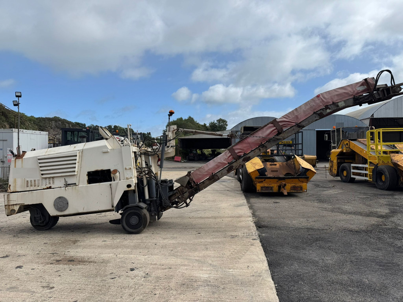 WIRTGEN W500 - ماكينات لصقل الأسفلت: صور 3 WIRTGEN W500 - ماكينات لصقل الأسفلت: صور 3