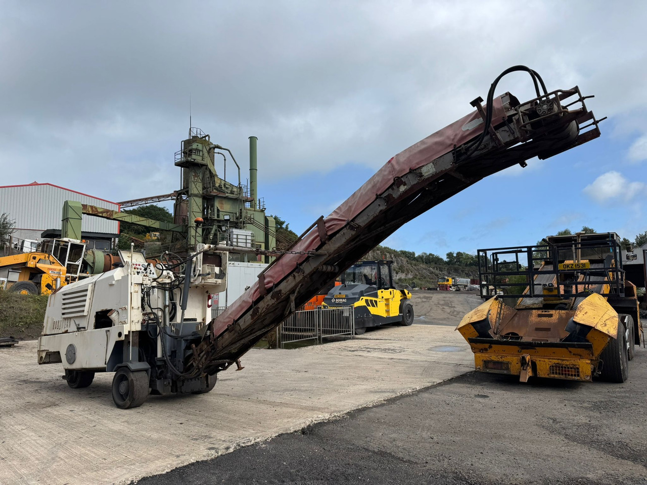 WIRTGEN W500 - ماكينات لصقل الأسفلت: صور 4 WIRTGEN W500 - ماكينات لصقل الأسفلت: صور 4