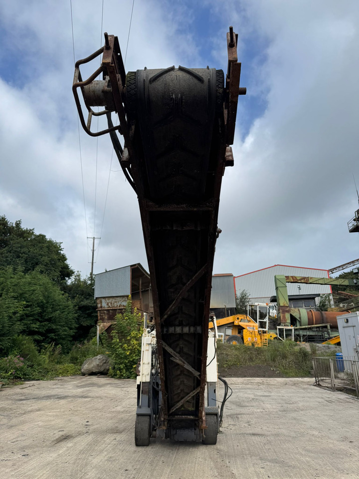 WIRTGEN W500 - ماكينات لصقل الأسفلت: صور 5 WIRTGEN W500 - ماكينات لصقل الأسفلت: صور 5