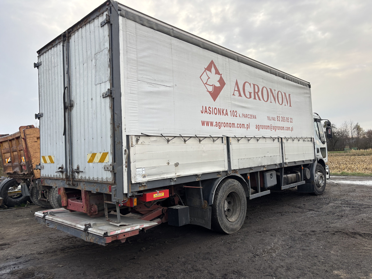 RENAULT Premium 260 - شاحنة ستارة: صور 4 RENAULT Premium 260 - شاحنة ستارة: صور 4