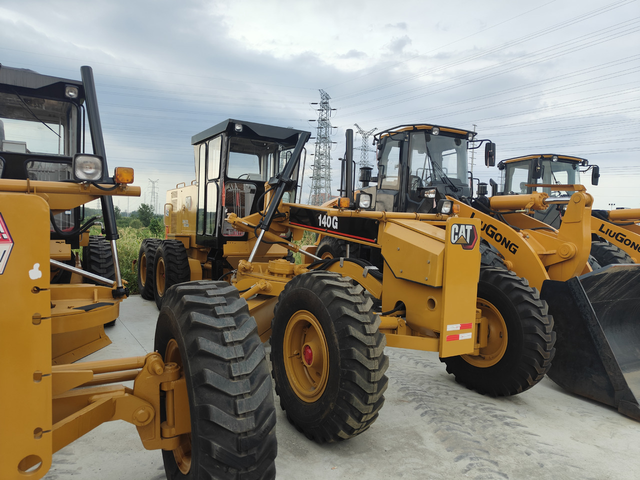 CATERPILLAR 140G - آلة تسوية الأرض: صور 2 CATERPILLAR 140G - آلة تسوية الأرض: صور 2
