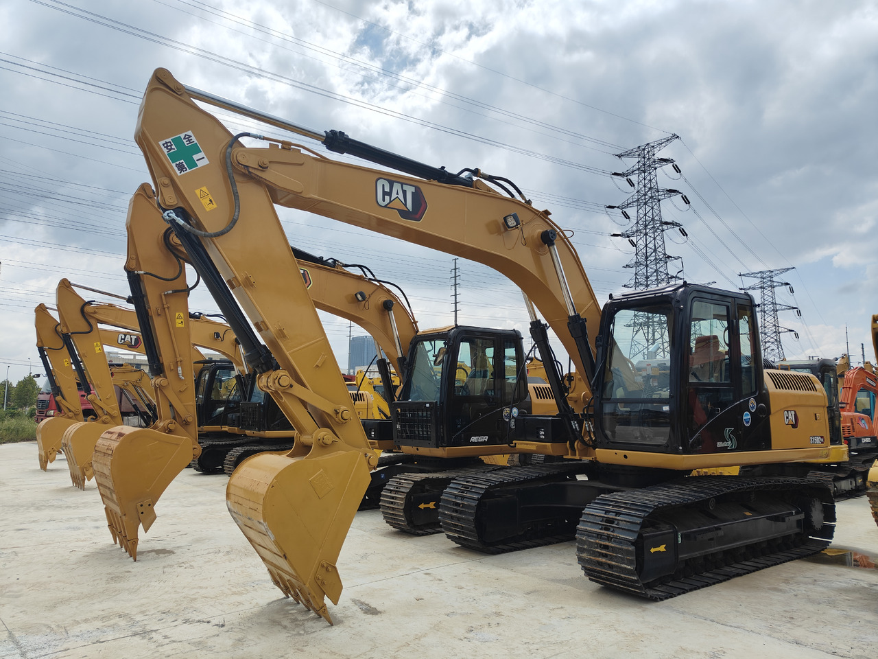 CATERPILLAR 315D2 - حفارة مصغرة: صور 2 CATERPILLAR 315D2 - حفارة مصغرة: صور 2