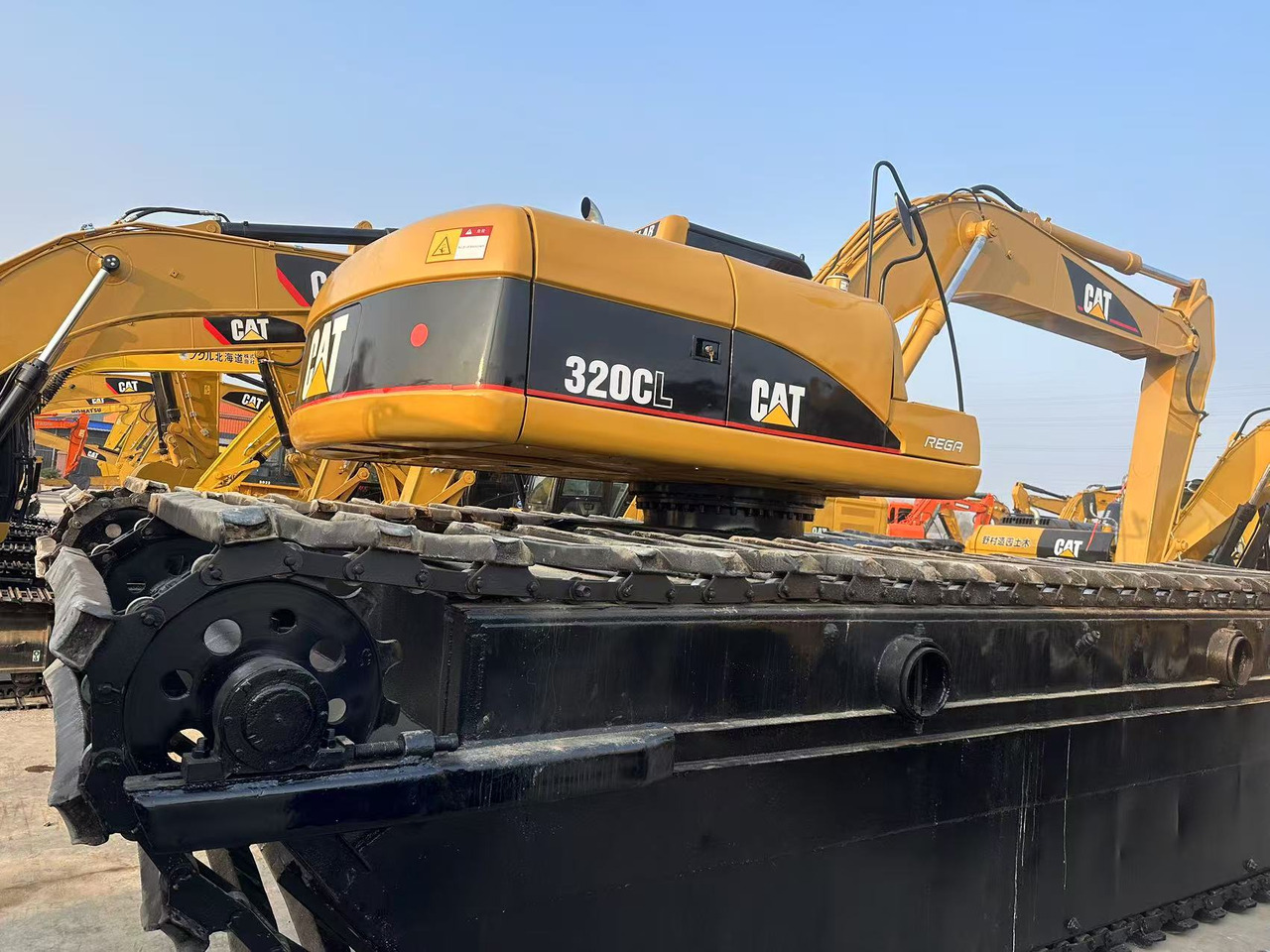 CATERPILLAR 320C - حفارات برمائية: صور 5 CATERPILLAR 320C - حفارات برمائية: صور 5