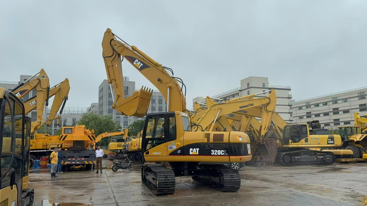 CATERPILLAR 320C - حفارات زحافة: صور 4 CATERPILLAR 320C - حفارات زحافة: صور 4