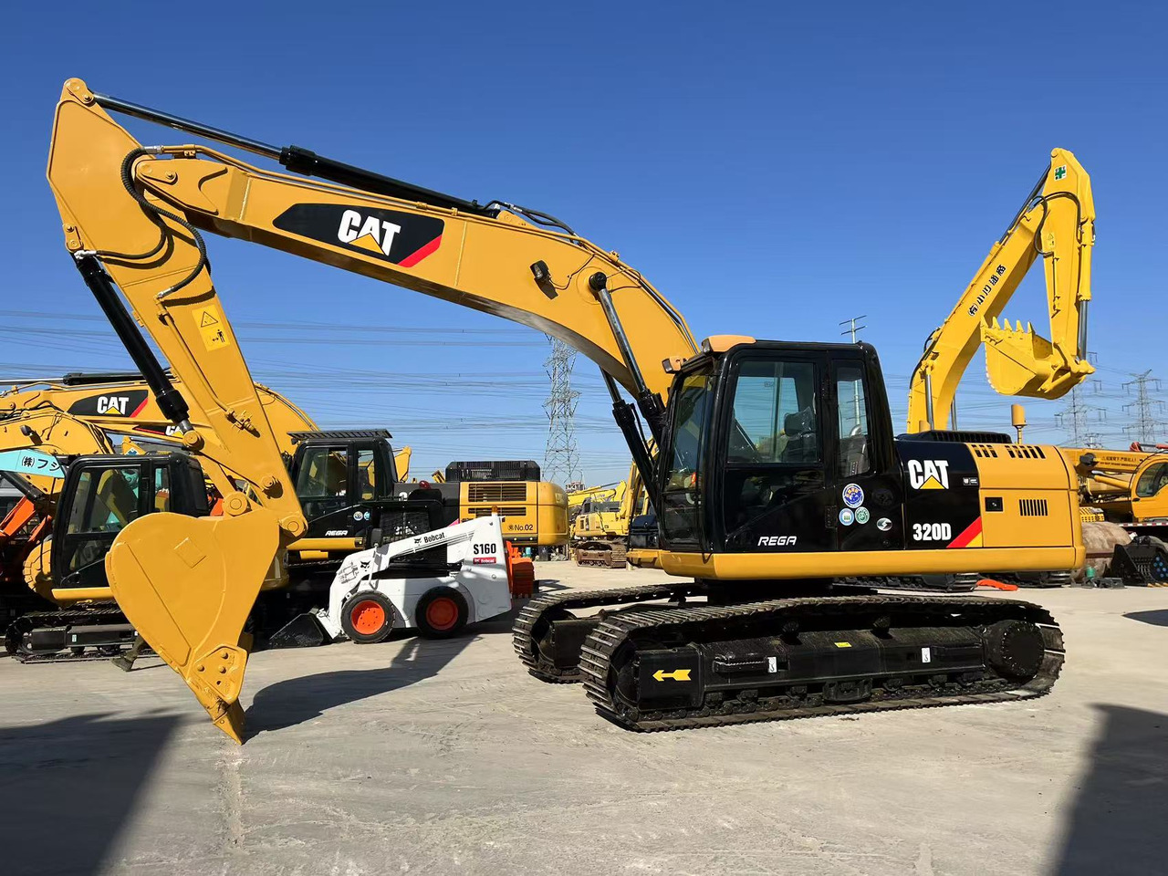 CATERPILLAR 320D - حفارات زحافة: صور 4 CATERPILLAR 320D - حفارات زحافة: صور 4