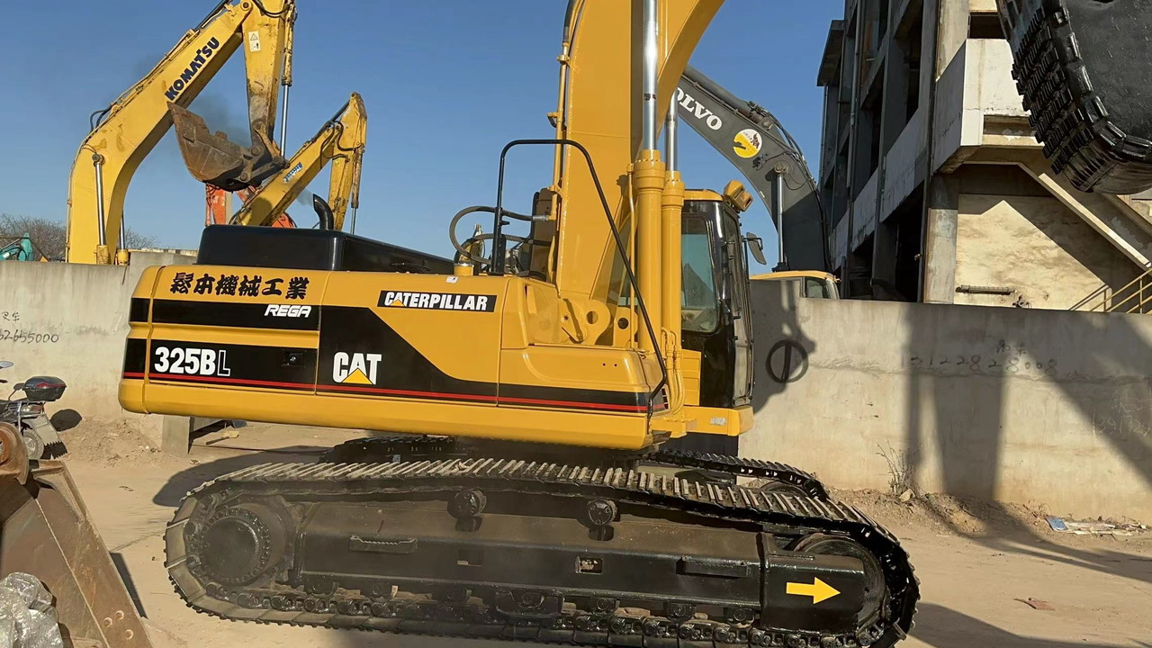 CATERPILLAR 325B - حفارات زحافة: صور 1 CATERPILLAR 325B - حفارات زحافة: صور 1