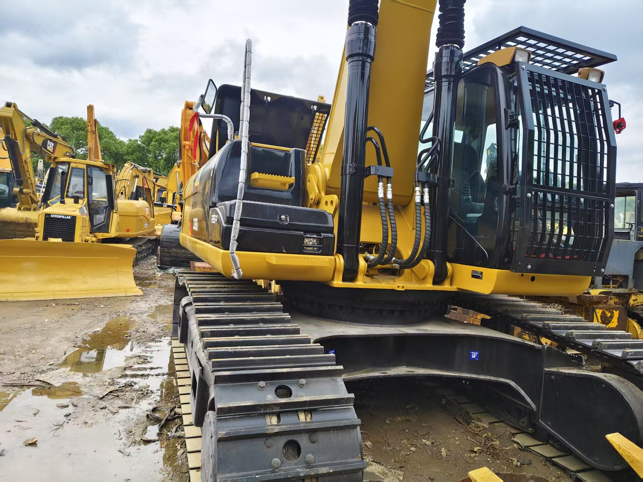 CATERPILLAR 336D2 - حفارات زحافة: صور 4 CATERPILLAR 336D2 - حفارات زحافة: صور 4