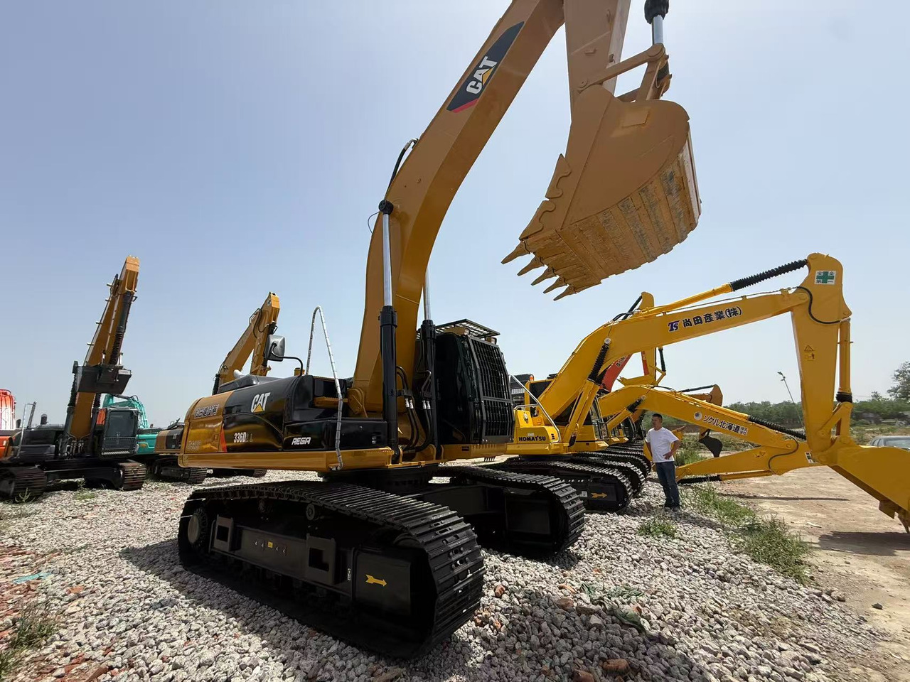 CATERPILLAR 336D2 - حفارات زحافة: صور 1 CATERPILLAR 336D2 - حفارات زحافة: صور 1