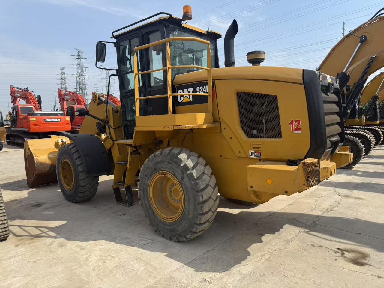 CATERPILLAR 924K - اللودر بعجل: صور 1 CATERPILLAR 924K - اللودر بعجل: صور 1