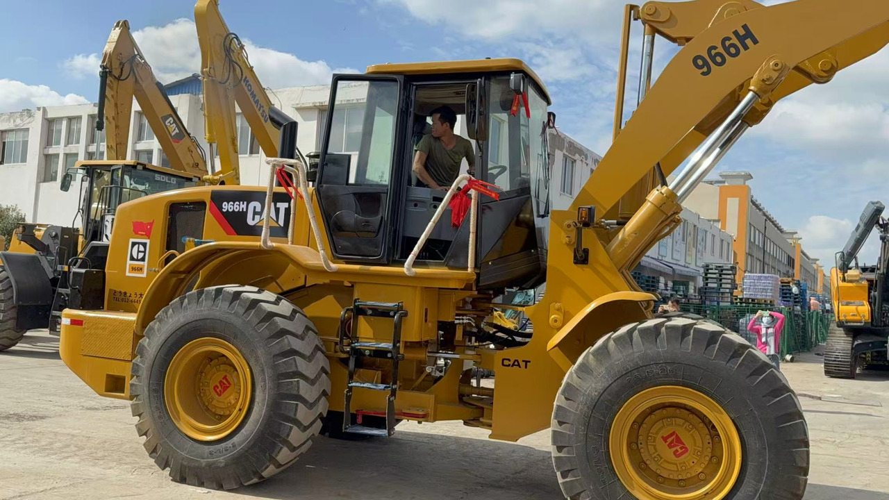 CATERPILLAR 966H - اللودر بعجل: صور 3 CATERPILLAR 966H - اللودر بعجل: صور 3