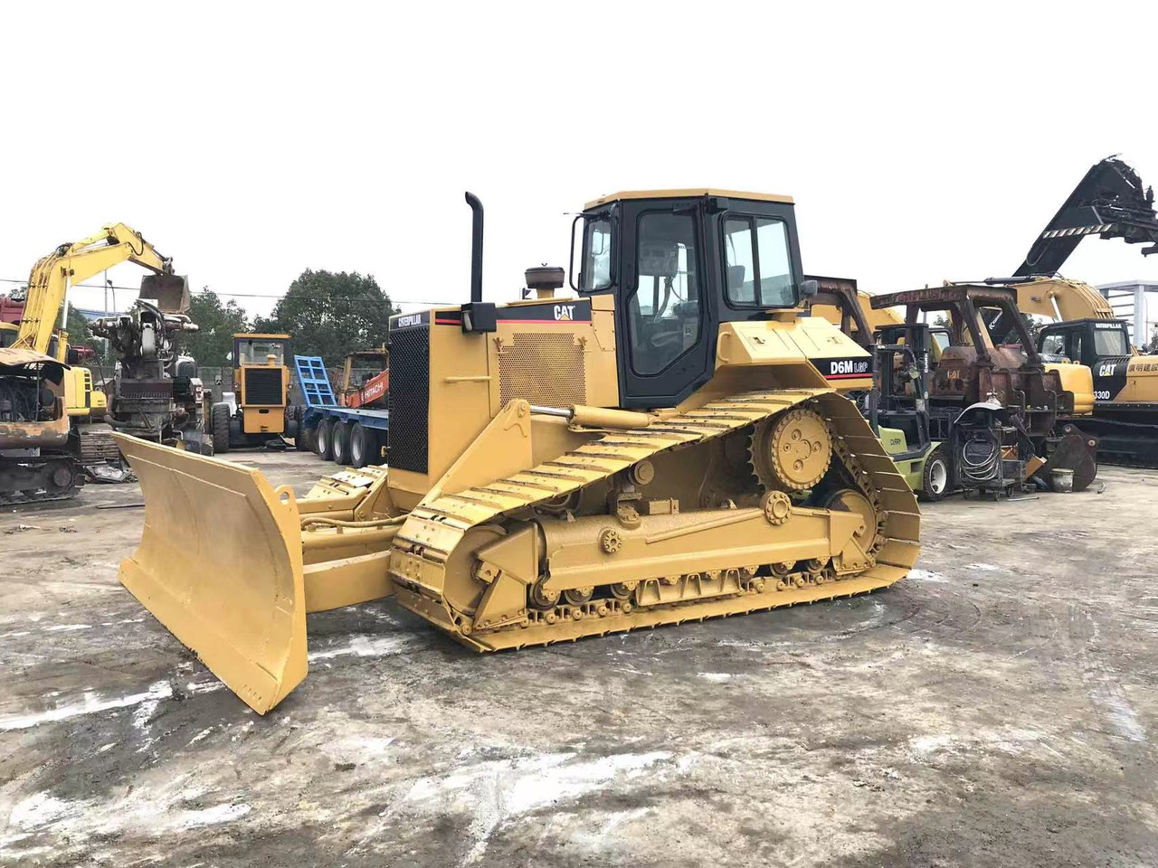 CATERPILLAR D6M - بلدوزر: صور 4 CATERPILLAR D6M - بلدوزر: صور 4