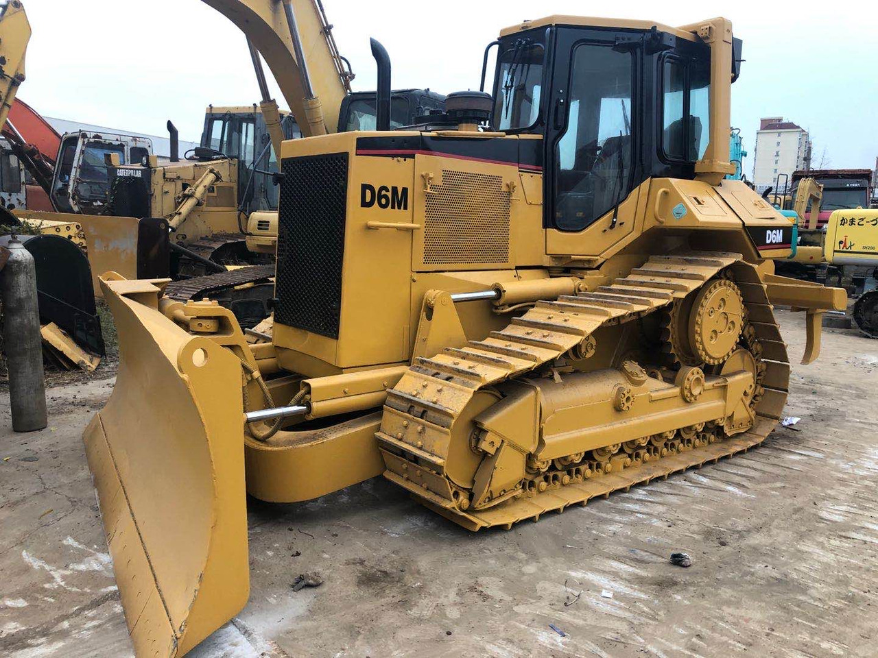 CATERPILLAR D6M - بلدوزر: صور 4 CATERPILLAR D6M - بلدوزر: صور 4