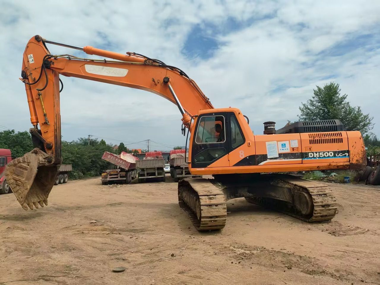 DOOSAN DH500LC-7 - حفارات زحافة: صور 4 DOOSAN DH500LC-7 - حفارات زحافة: صور 4