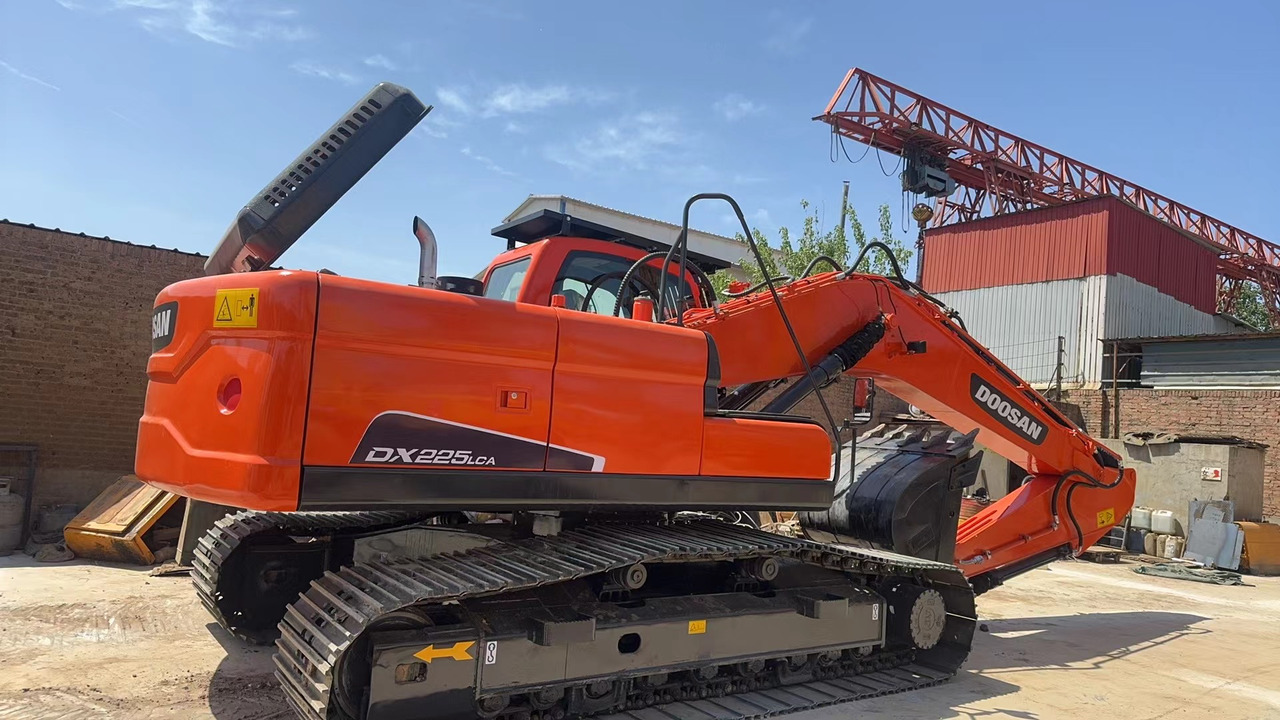 DOOSAN DX225LC-7 - حفارات زحافة: صور 1 DOOSAN DX225LC-7 - حفارات زحافة: صور 1