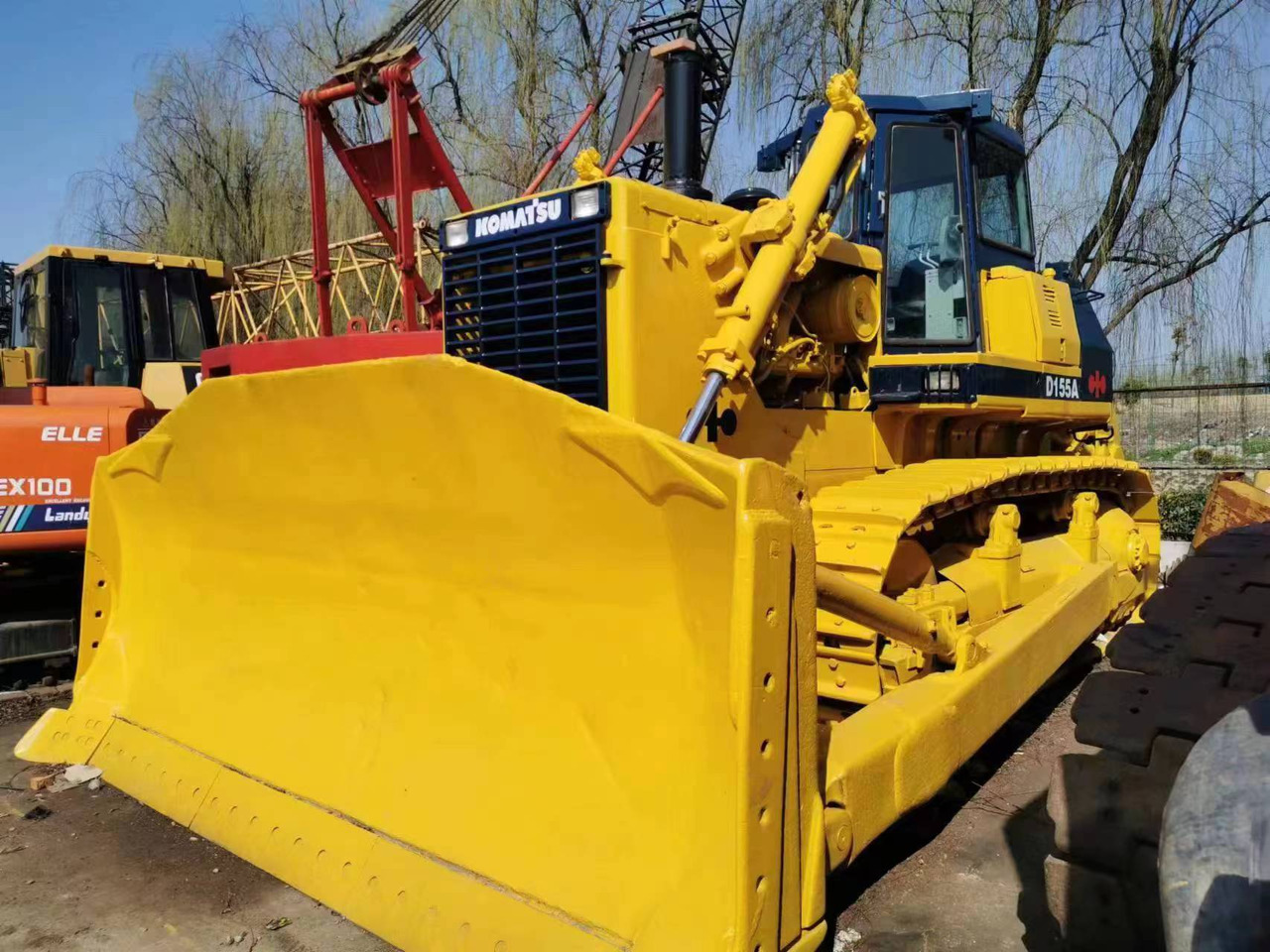 KOMATSU D155A-2 - بلدوزر: صور 2 KOMATSU D155A-2 - بلدوزر: صور 2
