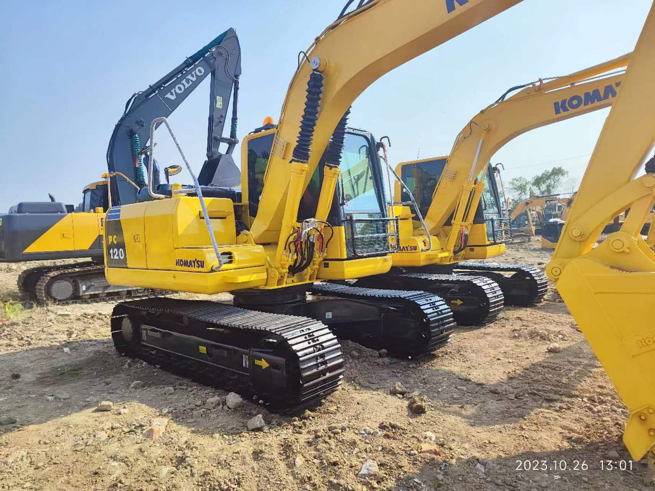 KOMATSU PC120-8 - حفارات زحافة: صور 1 KOMATSU PC120-8 - حفارات زحافة: صور 1
