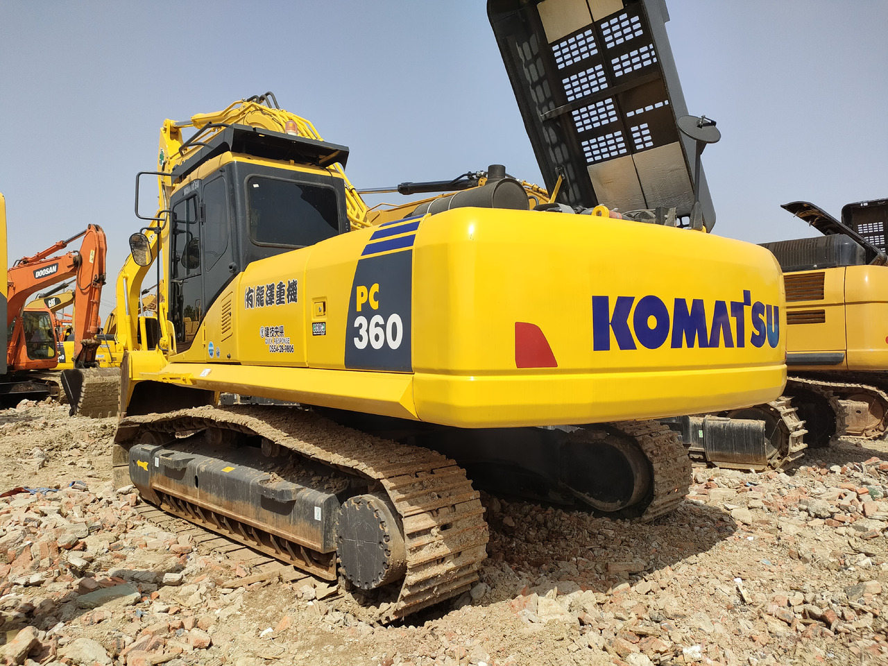 KOMATSU PC360-7 - حفارات زحافة: صور 4 KOMATSU PC360-7 - حفارات زحافة: صور 4