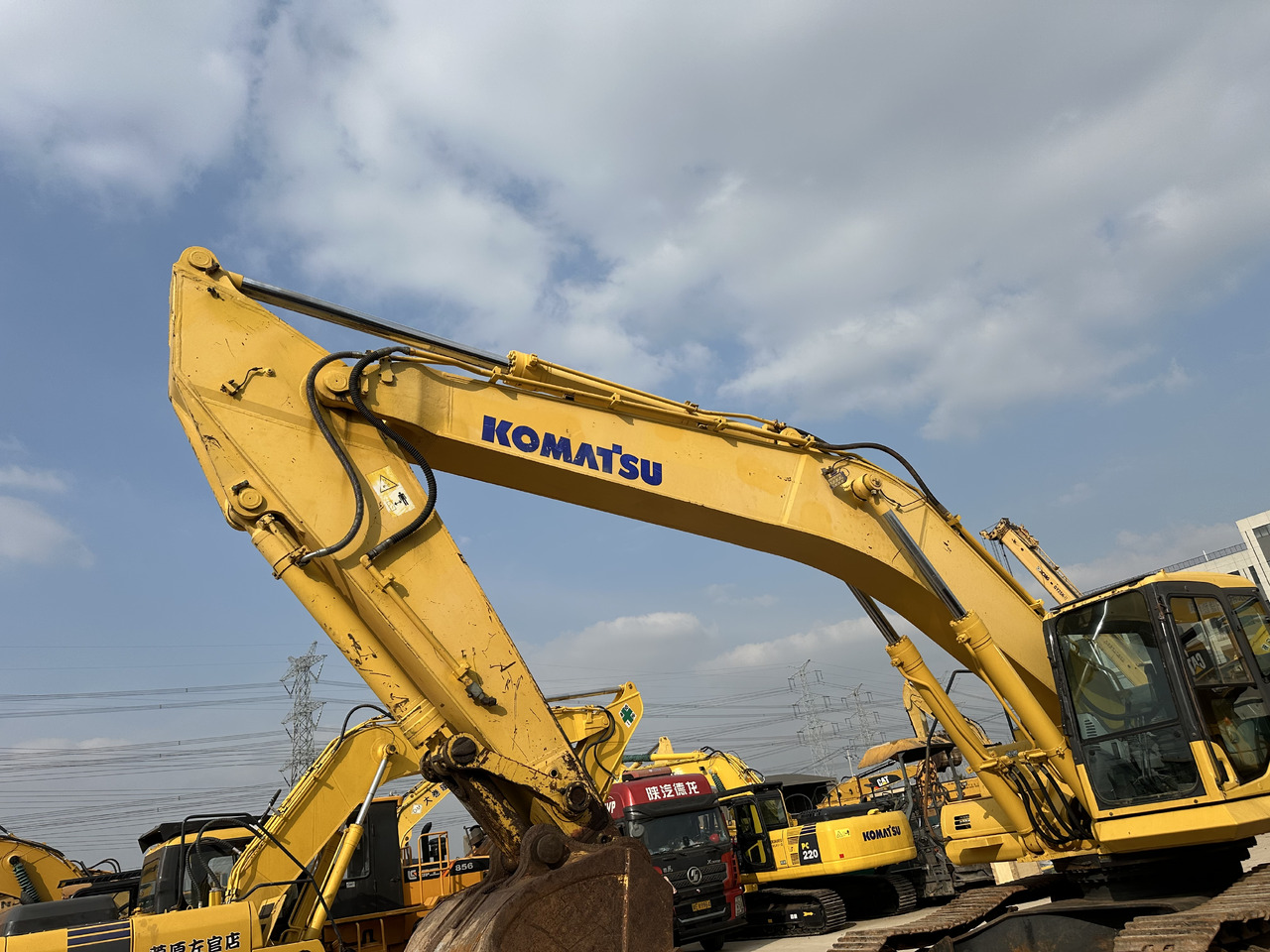 KOMATSU PC400-7 - حفارات زحافة: صور 5 KOMATSU PC400-7 - حفارات زحافة: صور 5