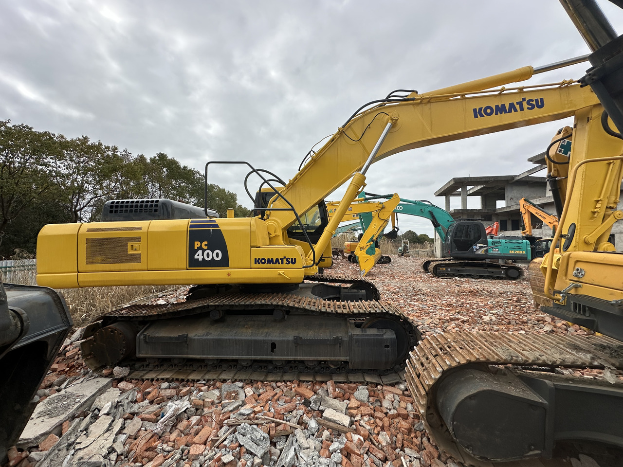 KOMATSU PC400-7 - حفارات زحافة: صور 2 KOMATSU PC400-7 - حفارات زحافة: صور 2