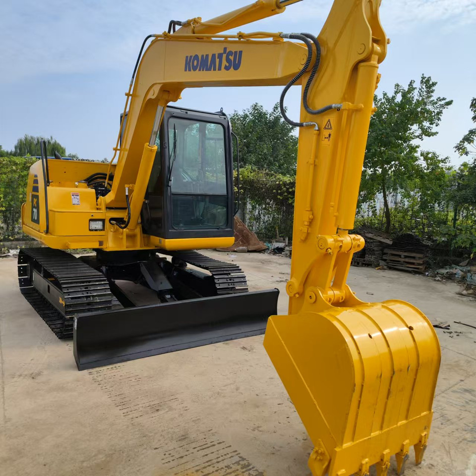 KOMATSU PC70-8 - حفارات زحافة: صور 4 KOMATSU PC70-8 - حفارات زحافة: صور 4