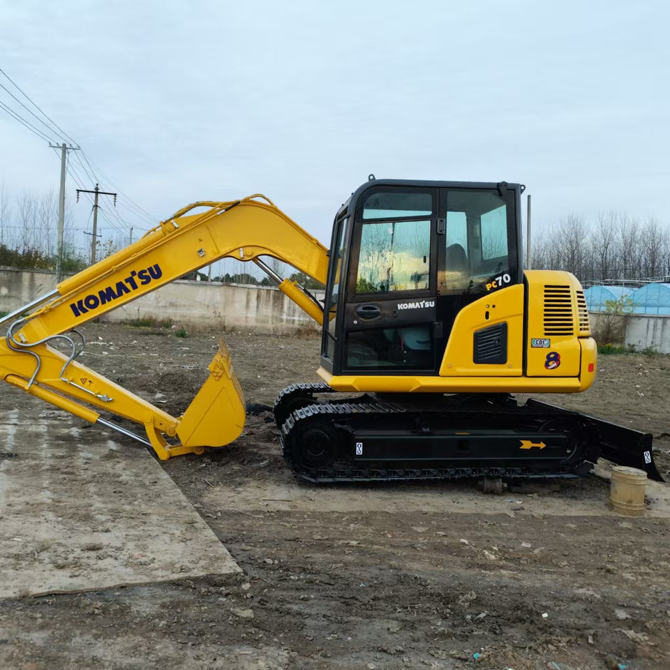 KOMATSU PC70-8 - حفارات زحافة: صور 1 KOMATSU PC70-8 - حفارات زحافة: صور 1