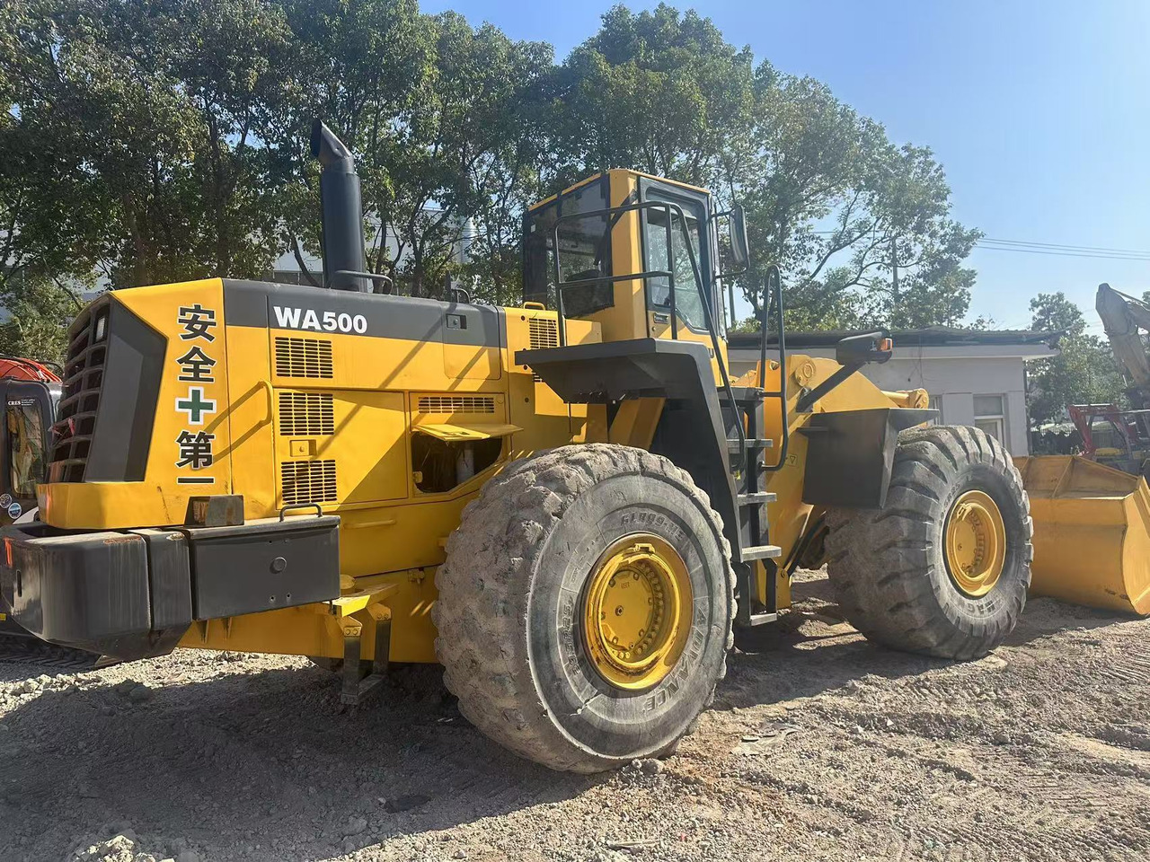 KOMATSU WA500-3 - اللودر بعجل: صور 3 KOMATSU WA500-3 - اللودر بعجل: صور 3