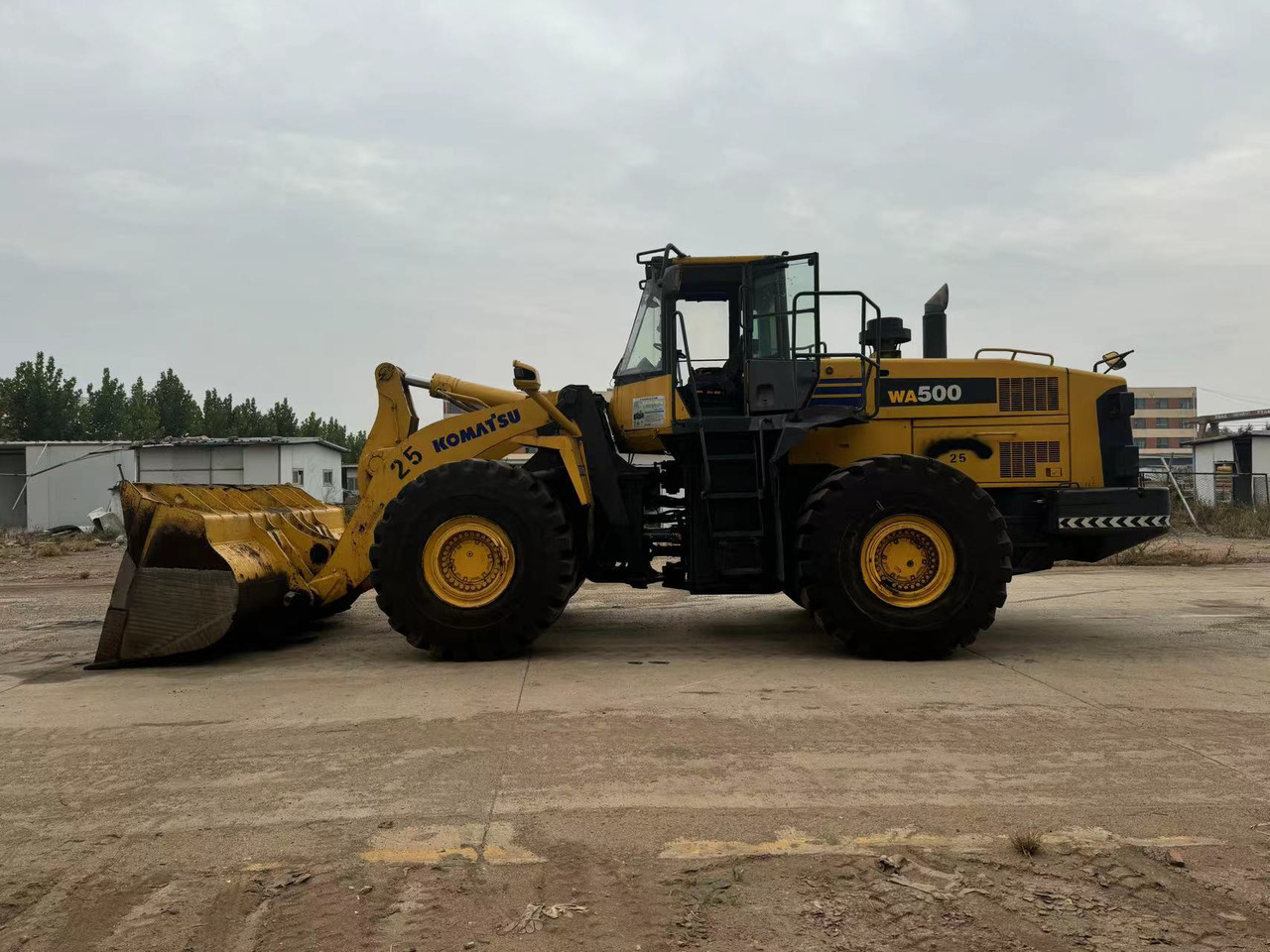 KOMATSU WA500-6 - اللودر بعجل: صور 2 KOMATSU WA500-6 - اللودر بعجل: صور 2