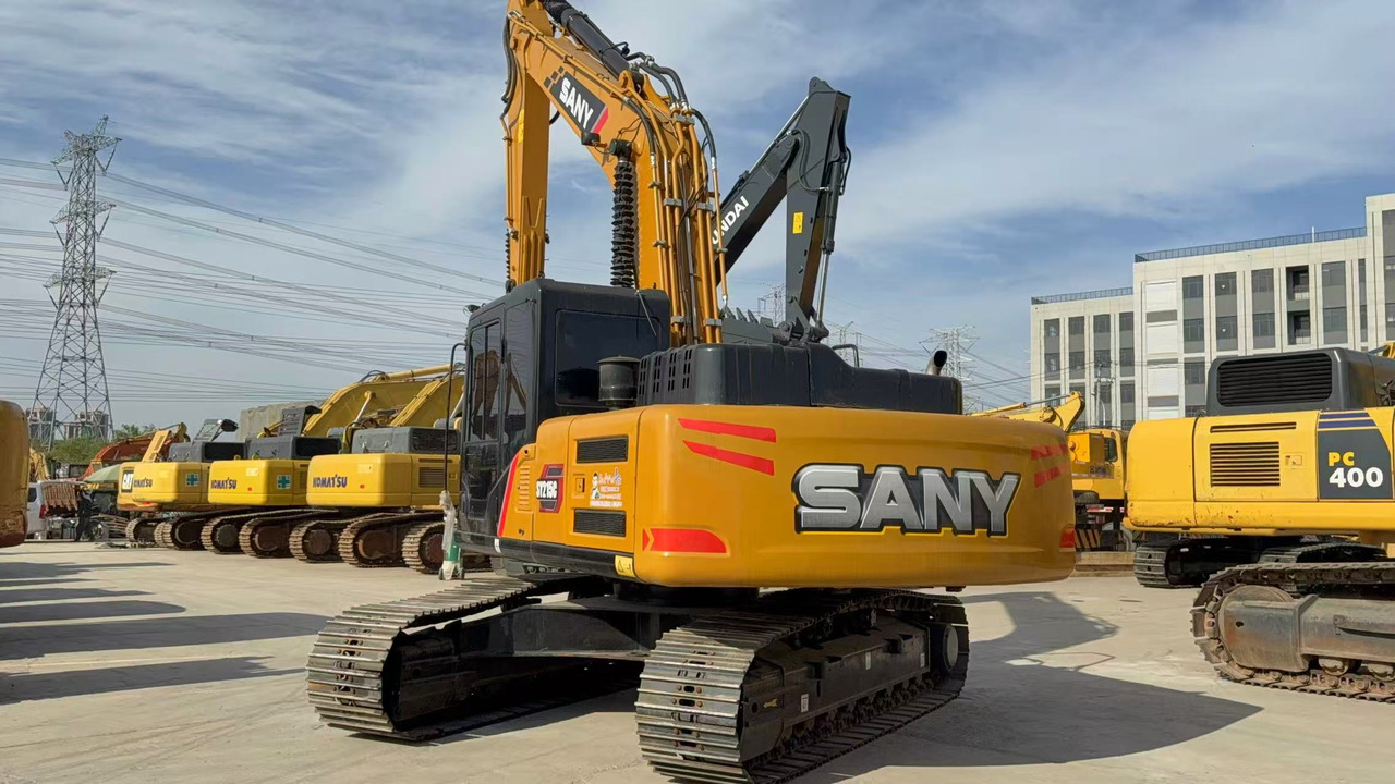SANY SY215C - حفارات زحافة: صور 4 SANY SY215C - حفارات زحافة: صور 4