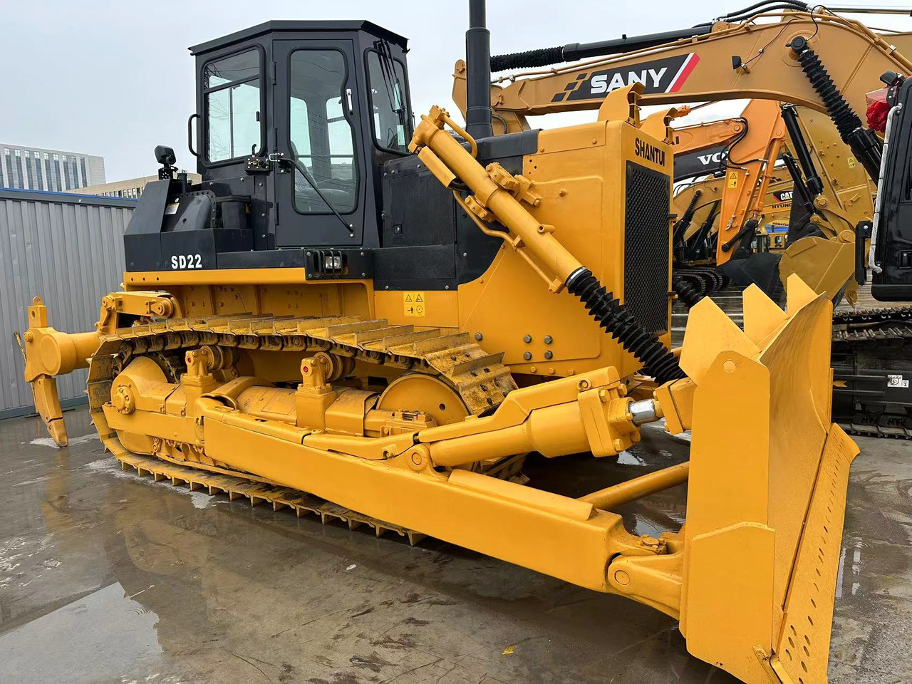 SHANTUI SD22 - بلدوزر: صور 1 SHANTUI SD22 - بلدوزر: صور 1