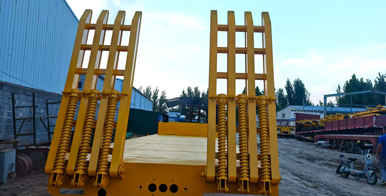 Trailer - شاحنات الحاويات/ جسم علوي قابل للتغيير مقطورة: صور 3 Trailer - شاحنات الحاويات/ جسم علوي قابل للتغيير مقطورة: صور 3