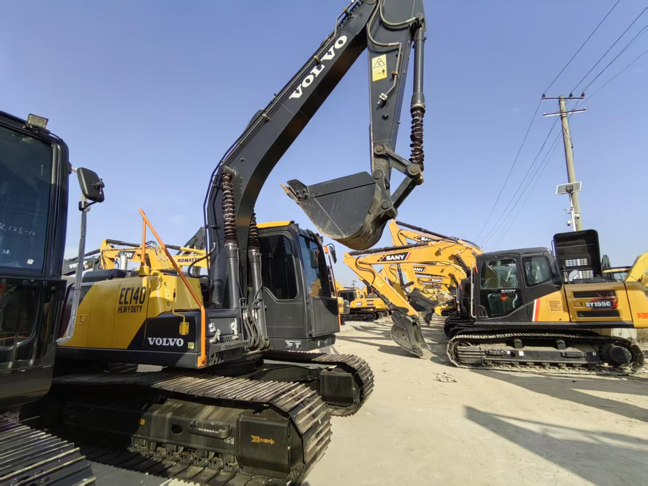 VOLVO EC140 - حفارات زحافة: صور 4 VOLVO EC140 - حفارات زحافة: صور 4