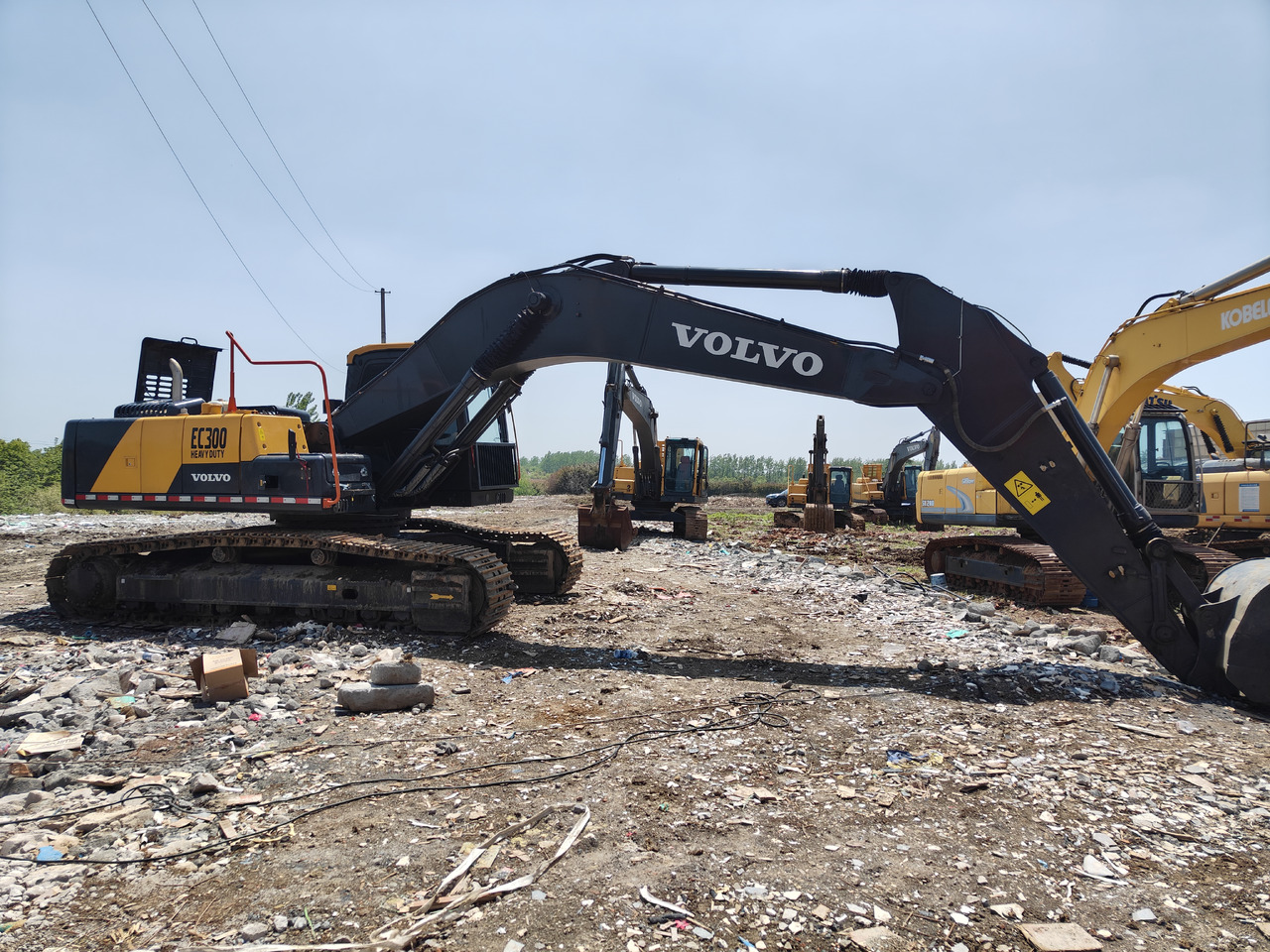 VOLVO EC300 - حفارات زحافة: صور 4 VOLVO EC300 - حفارات زحافة: صور 4