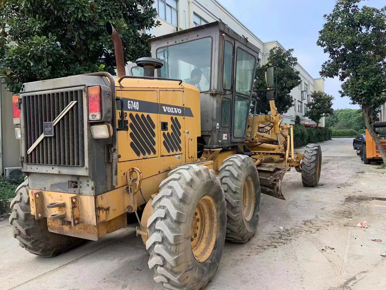 VOLVO G740VHP - آلة تسوية الأرض: صور 4 VOLVO G740VHP - آلة تسوية الأرض: صور 4