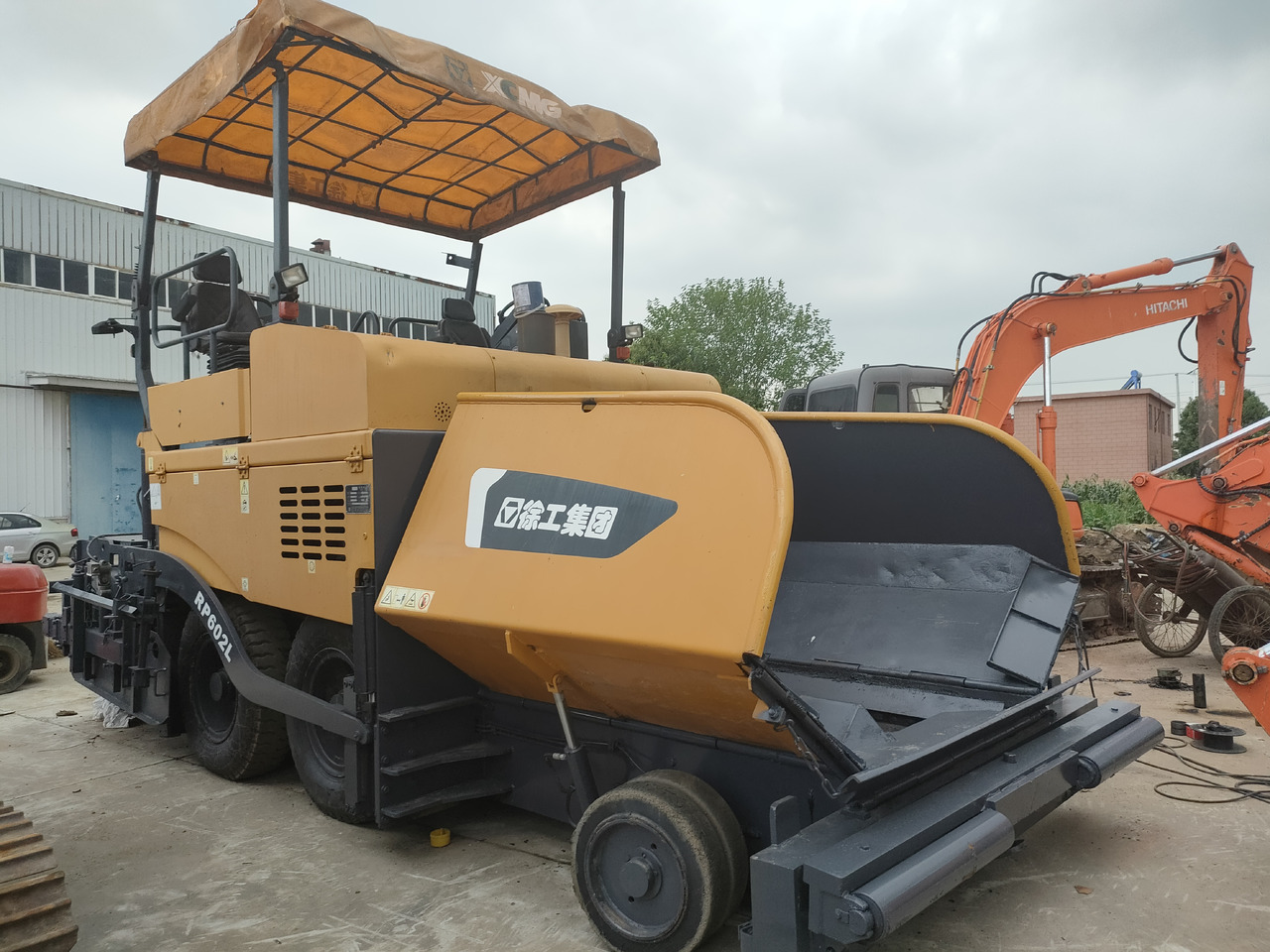 XCMG RP602L - العامل بالقار: صور 5 XCMG RP602L - العامل بالقار: صور 5