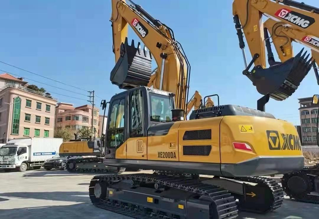 XCMG XE200DA - حفارات زحافة: صور 4 XCMG XE200DA - حفارات زحافة: صور 4