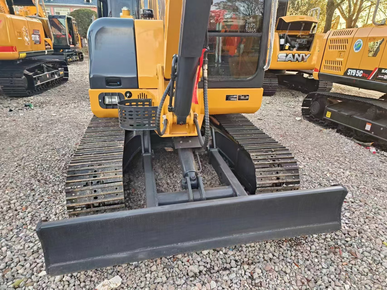 XCMG XE60DA - حفارات زحافة: صور 4 XCMG XE60DA - حفارات زحافة: صور 4