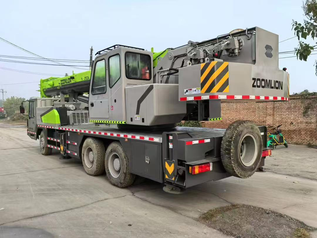 ZOOMLION ZTC250 - موبايل كرين: صور 4 ZOOMLION ZTC250 - موبايل كرين: صور 4