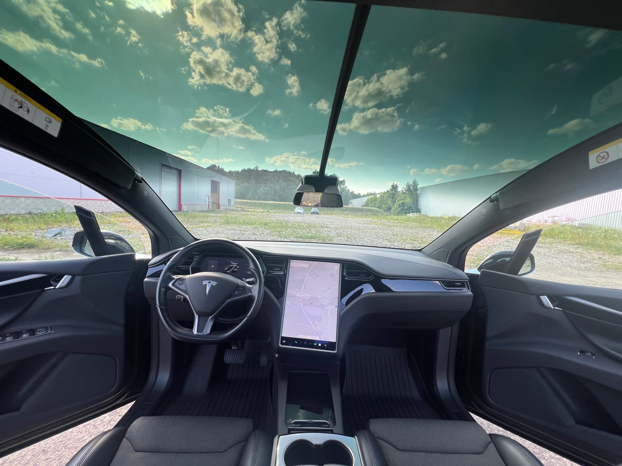 TESLA Model X 75D Autopilot SOH 93% 5 Places - سيارة دفع رباعي: صور 2 TESLA Model X 75D Autopilot SOH 93% 5 Places - سيارة دفع رباعي: صور 2