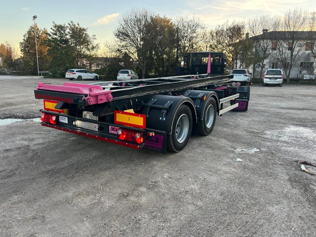 CARDI RIMORCHIO CARDI SCARRABILE RIBALTABILE - مقطورة هوك ليفت/ لود لوجر: صور 1 CARDI RIMORCHIO CARDI SCARRABILE RIBALTABILE - مقطورة هوك ليفت/ لود لوجر: صور 1