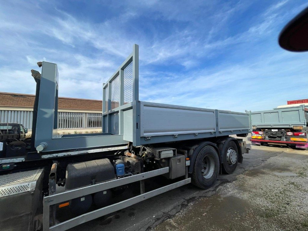 CONTAINER SCARRABILE NUOVO A PIANALE CON SPONDE - حاوية هوك لفت: صور 3 CONTAINER SCARRABILE NUOVO A PIANALE CON SPONDE - حاوية هوك لفت: صور 3