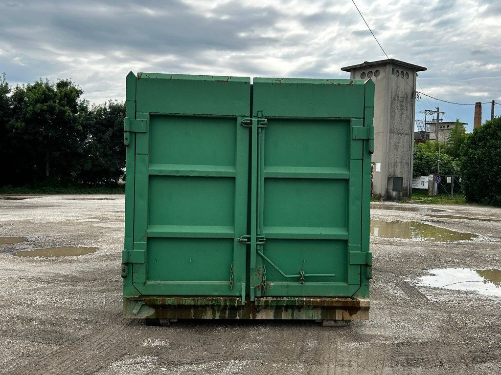 CONTAINER SCARRABILE USATO A CIELO APERTO + GRU - حاوية هوك لفت: صور 4 CONTAINER SCARRABILE USATO A CIELO APERTO + GRU - حاوية هوك لفت: صور 4