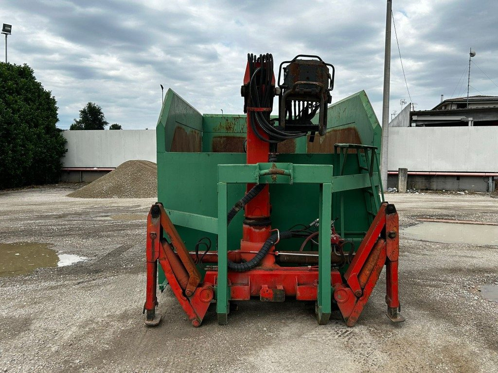 CONTAINER SCARRABILE USATO A CIELO APERTO + GRU - حاوية هوك لفت: صور 2 CONTAINER SCARRABILE USATO A CIELO APERTO + GRU - حاوية هوك لفت: صور 2