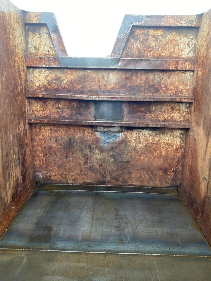 CONTAINER SCARRABILE USATO A CIELO APERTO - حاوية هوك لفت: صور 5 CONTAINER SCARRABILE USATO A CIELO APERTO - حاوية هوك لفت: صور 5