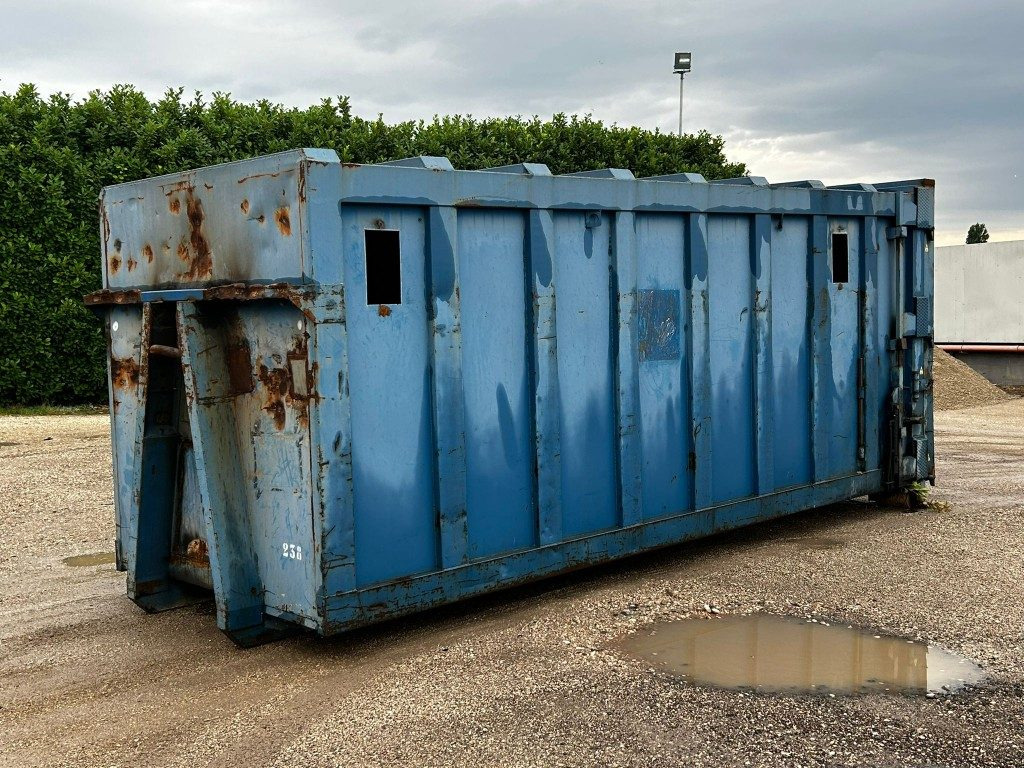 CONTAINER SCARRABILE USATO PER SEGATURA - حاوية هوك لفت: صور 1 CONTAINER SCARRABILE USATO PER SEGATURA - حاوية هوك لفت: صور 1