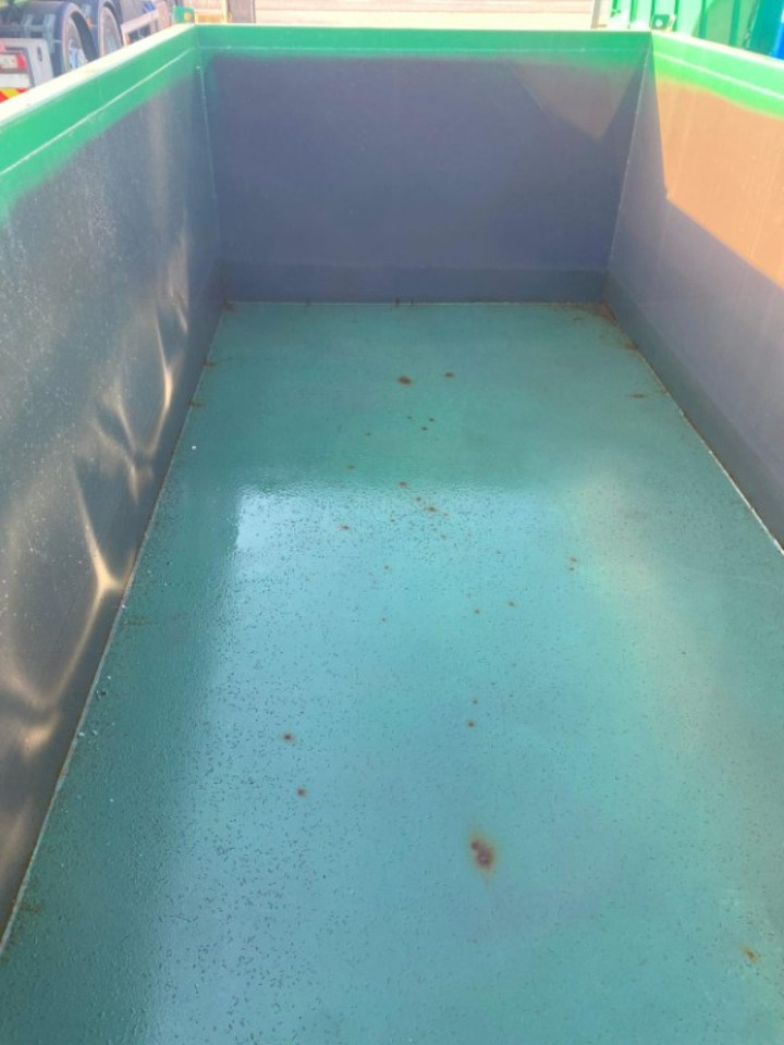 CONTENITORE ERMETICO A CIELO APERTO - حاوية هوك لفت: صور 4 CONTENITORE ERMETICO A CIELO APERTO - حاوية هوك لفت: صور 4