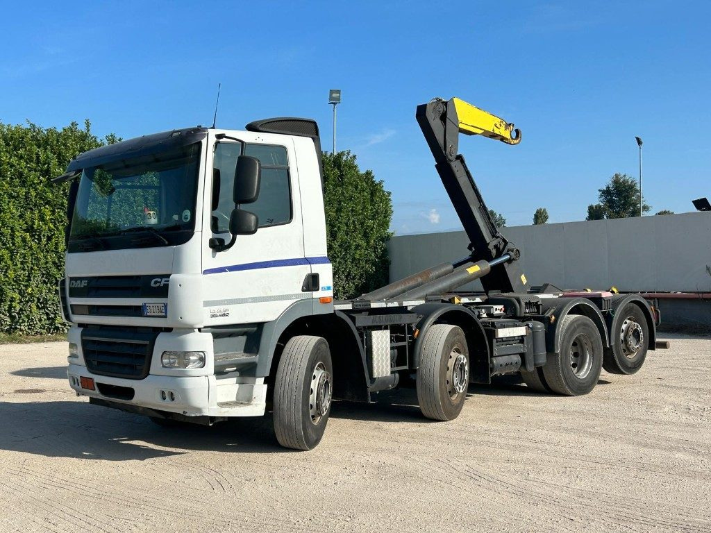 DAF CF85 SCARRABILE - شاحنة ذات الخطاف: صور 1 DAF CF85 SCARRABILE - شاحنة ذات الخطاف: صور 1