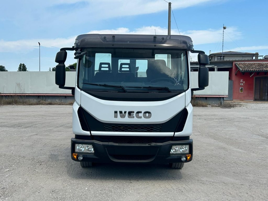 IVECO 120EL22 CON SCARRABILE NUOVO - شاحنة ذات الخطاف: صور 2 IVECO 120EL22 CON SCARRABILE NUOVO - شاحنة ذات الخطاف: صور 2