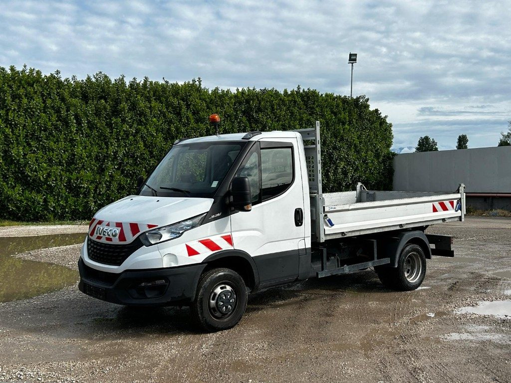 IVECO DAILY 35.140 RIBALTABILE - قلاب صغير: صور 1 IVECO DAILY 35.140 RIBALTABILE - قلاب صغير: صور 1